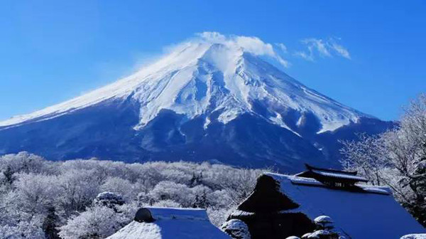 富士山最新动态，自然美景与环保的和谐共融